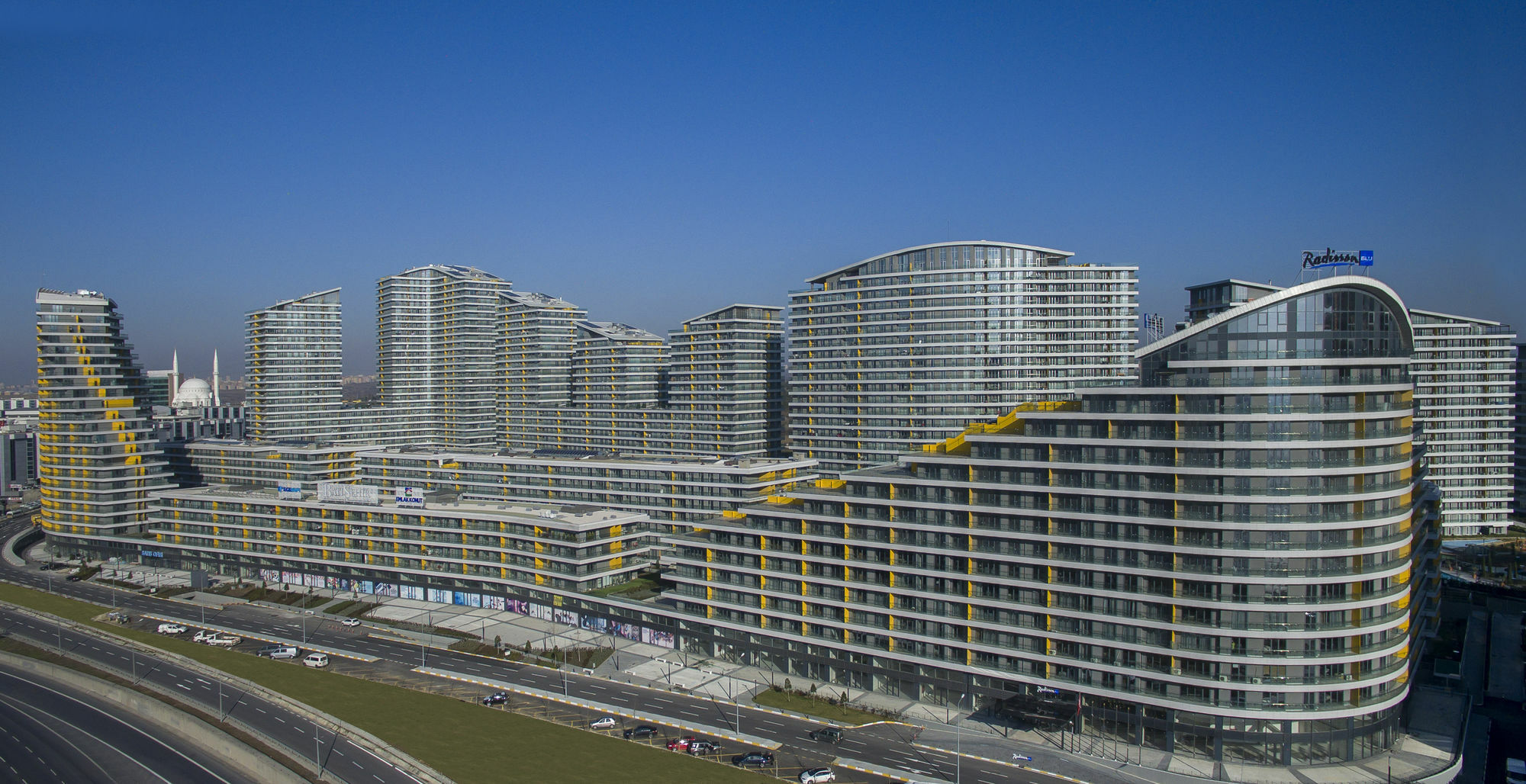 Radisson Blu Residence, Istanbul Batisehir エクステリア 写真